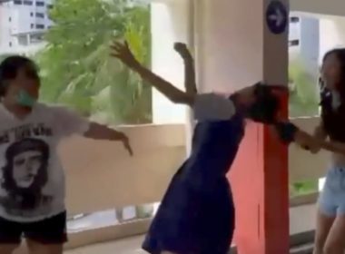 School_girls_fighting_in_carpark_singapore