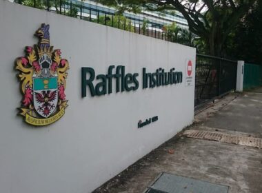 Raffles_Institution_Student_Disciplained_for_Racial_harmony_day_dress
