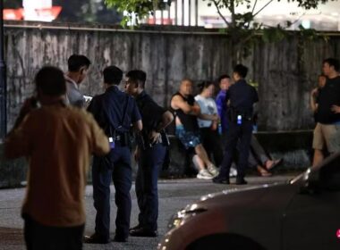 fight-in-jurong-one-sent-to-hospital