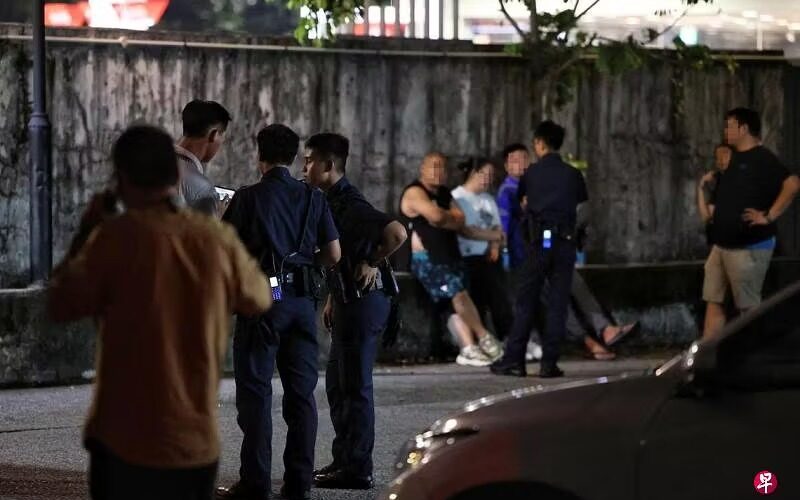 fight-in-jurong-one-sent-to-hospital