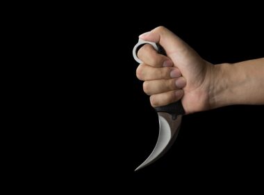 knife-related-crimes-singapore-teenagers