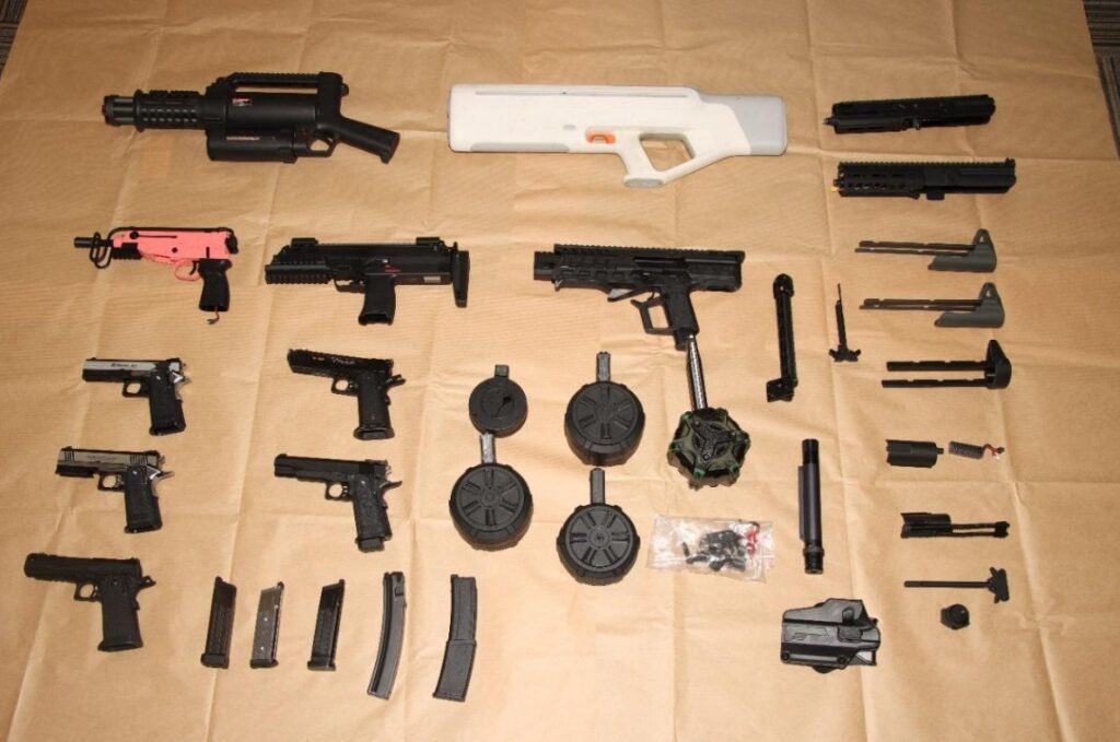 https://www.police.gov.sg/Media-Hub/News/2026/06/20260630_man_to_be_charged_for_voluntarily_causing_hurt_by_dangerous_weapons